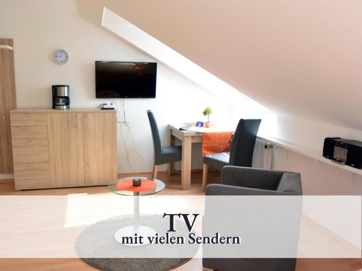 Gemuetliche Ferienwohnung In Bester Bodenseelage L 1 Minute Zum Bodensee L 1 Zimmer L Vollausgestattete Kueche L Free-Wlan L Willkommen Im Apartment Boehringen Radolfzell am Bodensee Ngoại thất bức ảnh